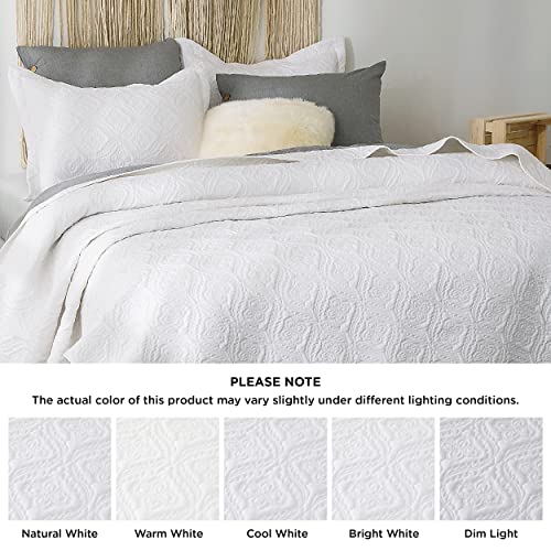Bedsure Quilt Set White Queen Size - Soft Microfiber Coverlet with Flower Petal Design, Lightweight Bedspread for All Seasons, 3 Pieces (1 Quilt, 2 Pillow Shams)