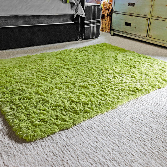 Ophanie Green Grass Area Rugs for Bedroom, 4x6 Shag Fluffy Carpet, Fuzzy Furry Plush Soft Cute Kids Baby Girls Shaggy Bedside Indoor Floor Rug for Teen Dorm Home Decor Aesthetic, Nursery