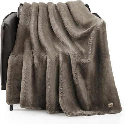 Ugg Whitecap Plush Flannel Oversized Reversible Fleece Throw Blanket