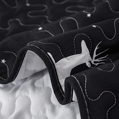 LAMEJOR Christmas Quilt Set Queen Size Black/White Reversible Reindeer/Christmas Tree Pattern Soft Lightweight Bedspreads Coverlet Holiday Season