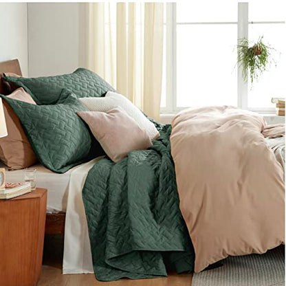 Bedsure Queen Quilt Bedding Set - Lightweight Summer Quilt Full/Queen - Dark Green Bedspread Queen Size - Bedding Coverlet for All Seasons (Includes 1 Quilt, 2 Pillow Shams)