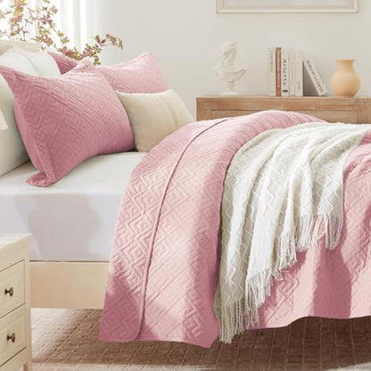 EXQ Home Quilt Set Full/Queen Size Pure Pink 3 Piece,Lightweight Soft Coverlet Modern Style Squares Pattern Bedspread Set for All Season(1 Quilt,2 Pillow Shams)