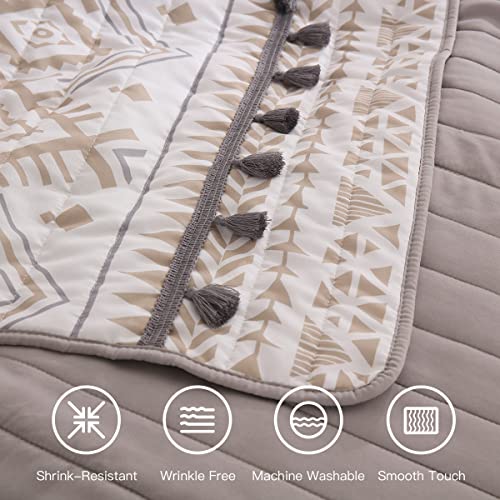 HORIMOTE HOME Boho Style Beige Queen Quilt Set with Tassle, Soft and Lightweight Bedspread for All Season, Full Size Bed Coverlet with 2 Matching Pillow Shams (3 Pieces)