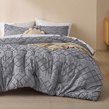 Bedsure Queen Comforter Set - Grey Comforter, Boho Tufted Shabby Chic Bedding Comforter Set, 3 Pieces Vintage Farmhouse Bed Set for All Seasons, Fluffy Soft Bedding Set with 2 Pillow Shams