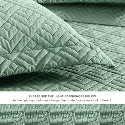 EXQ Home Quilt Set Full/Queen Size Light Green 3 Piece,Lightweight Soft Coverlet Modern Style Squares Pattern Bedspread Set for All Season(1 Quilt,2 Pillow Shams)